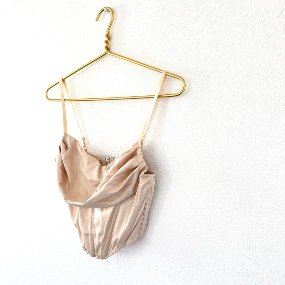 Urban Outfitters Lexi Satin Cropped Corset Top - Picture 3 of 9